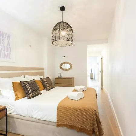 Liberdade Stylish Ground Floor Apartment *